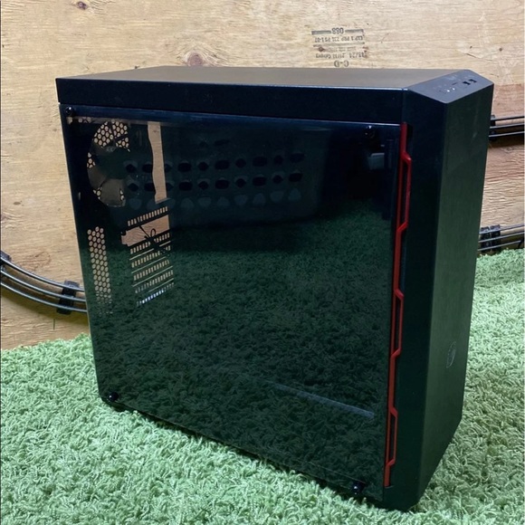 Cooler Master computer tower case - Picture 3 of 8